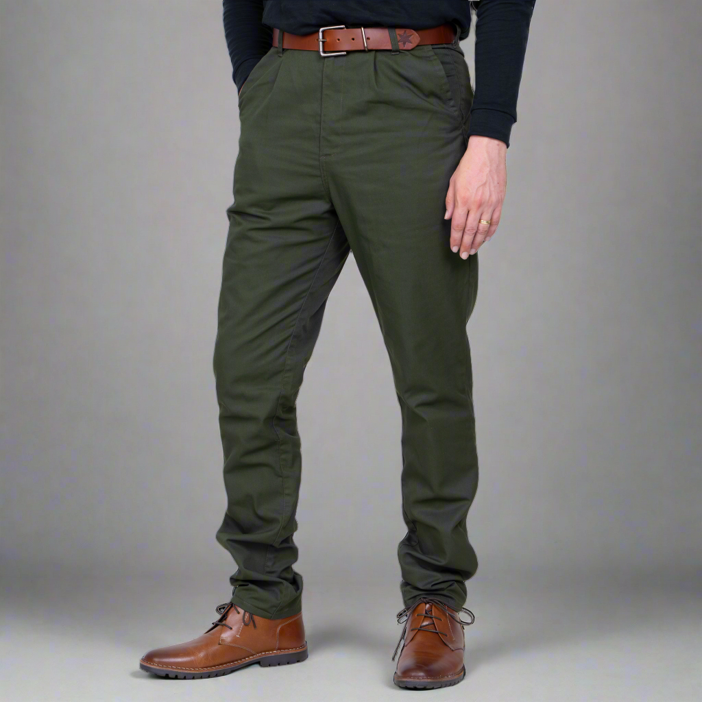 Side view of the olive stretch twill chino through the thigh and knee