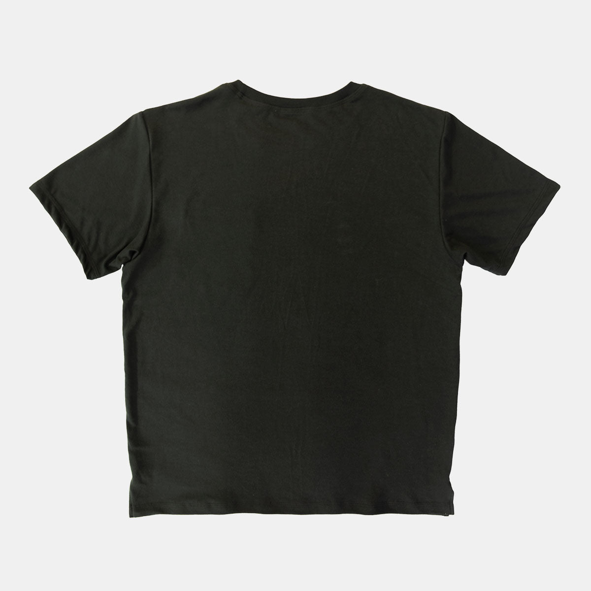 Detail of the crew neck collar and shoulder seam on the black T-shirt.
