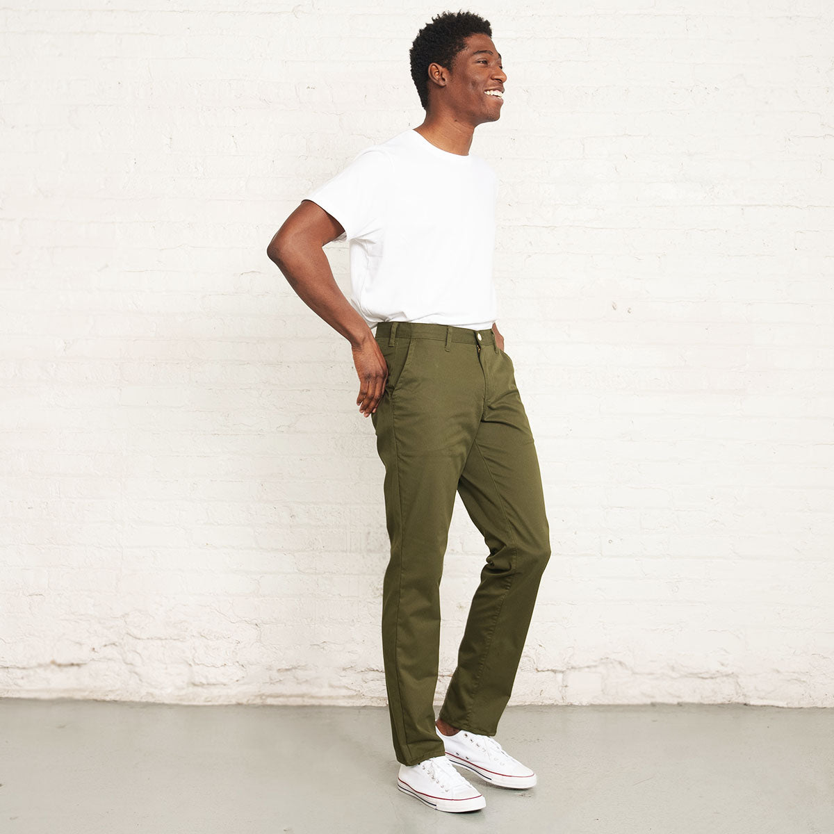 Detail of the brushed olive stretch twill fabric